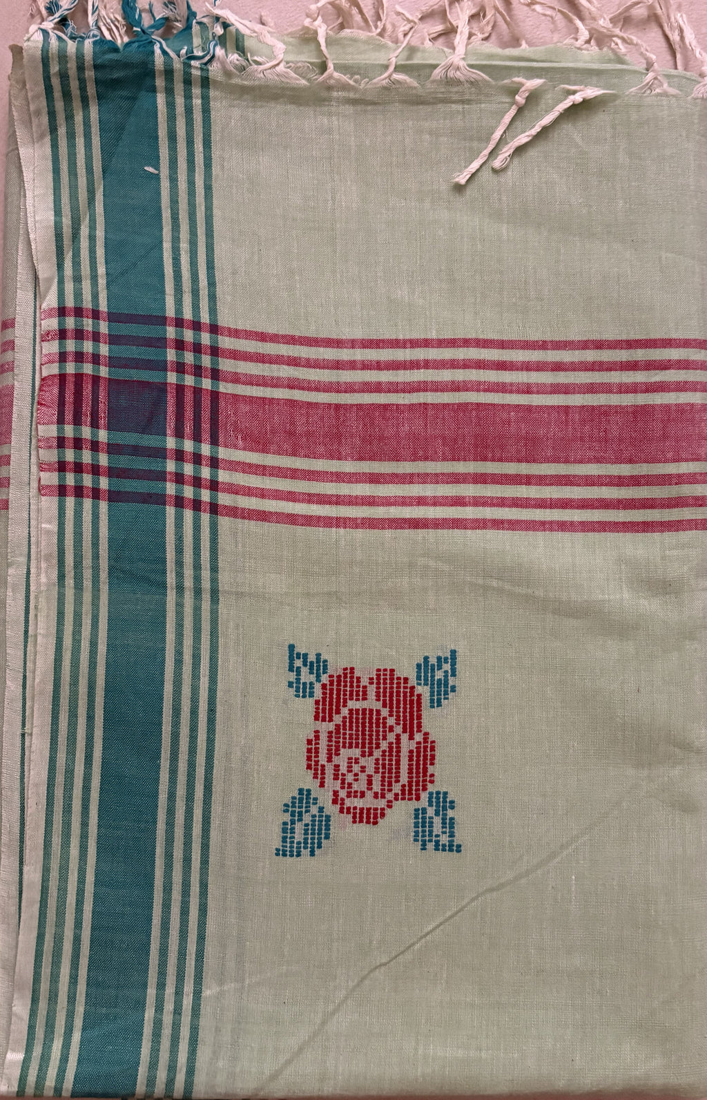 ARAYA Bawan Buti Handloom Saree – Ivory Base with Floral Buti & Teal-Pink Border